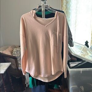 Women's Pink V-Neck Top